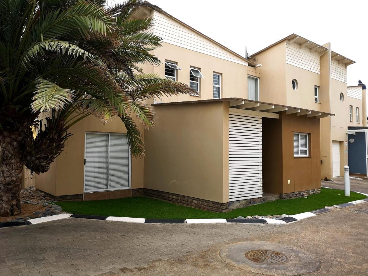 The Waterfront Cottage F12 Swakopmund Esterno foto